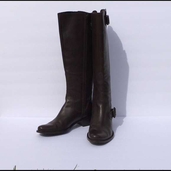 Russell&Bromley Shoes - Russell&Bromley Women brown knee high boot Size 8